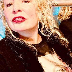 Meet your Posher, Jen